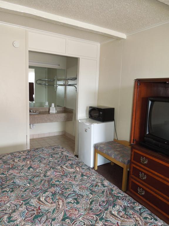 Sunshine Inn & Suites Virginia Beach Eksteriør bilde